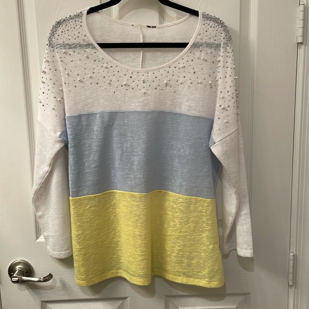 Color Block Light Sweater With Sequins And Pearls - image 1
